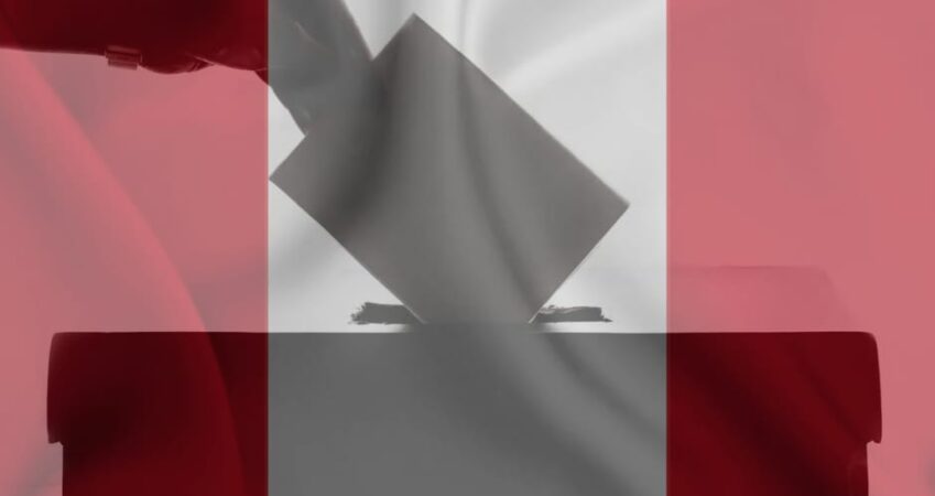 Dina Boluarte busca elecciones en Perú